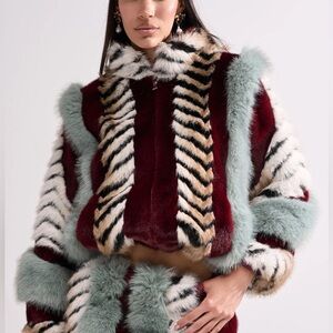 Akira HAVE IT ALL PANELED FUR COAT Stylish Multicolor Faux Fur Jacket L Large